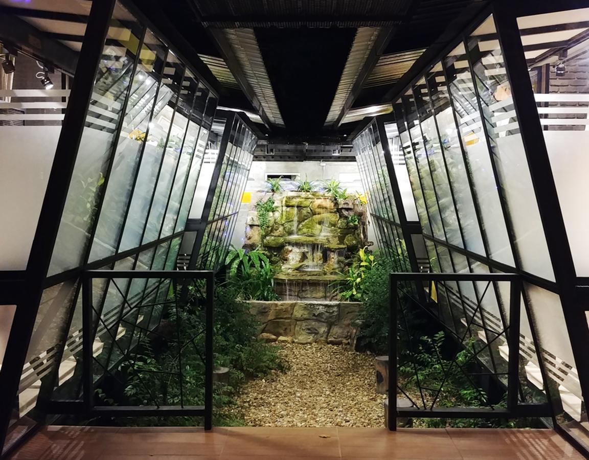 Green House Neo-Resotel Nakhon Si Thammarat Quarto foto